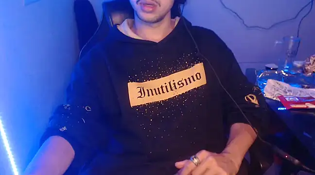 Snapshot of anjonoturno1 chatting on December 2024 06:18:02 AM anjonoturno1 online show from December 2024 06:18:02 AM