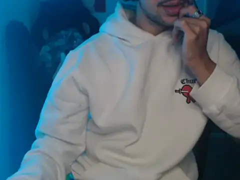 Snapshot of anjonoturno1 chatting on March 2025 10:38:02 PM anjonoturno1 online show from March 2025 10:38:02 PM