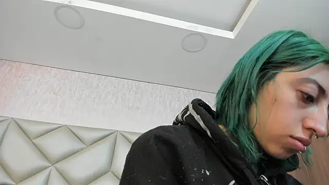 Im gaia online show from November 2025 12:15:02 PM