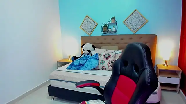 Edelaine rogers online show from April 2026 05:33:02 AM