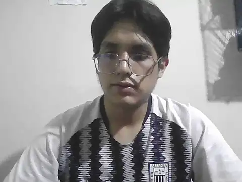 Snapshot of HardDick2 chatting on June 2026 06:41:01 AM HardDick2 online show from June 2026 06:41:01 AM