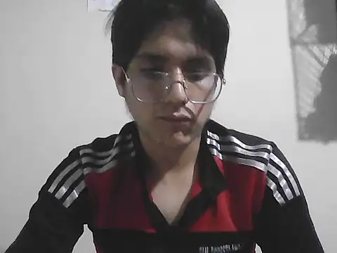 Snapshot of HardDick2 chatting on July 2026 05:14:02 AM HardDick2 online show from July 2026 05:14:02 AM