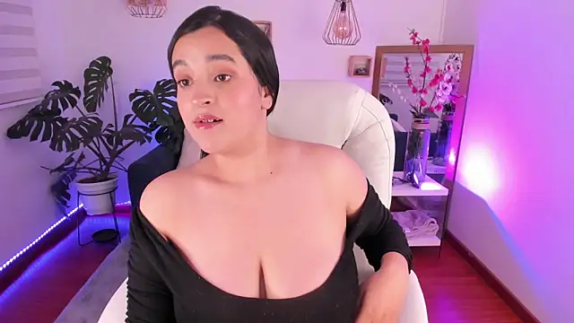 Snapshot of Pamela_cheverry chatting on March 2025 08:01:02 AM Pamela cheverry online show from March 2025 08:01:02 AM