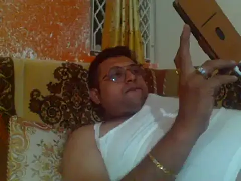 hardyloves online show from December 2024 10:56:01 PM