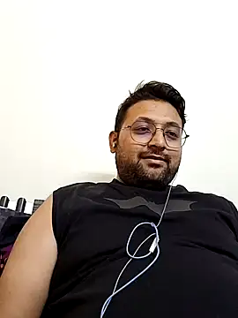 hardyloves online show from December 2024 06:09:02 PM