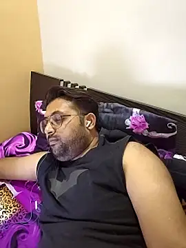 hardyloves online show from December 2024 09:16:01 PM