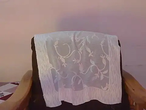 Snapshot of diva-22 chatting on September 2025 03:45:01 PM diva-22 online show from September 2025 03:45:01 PM