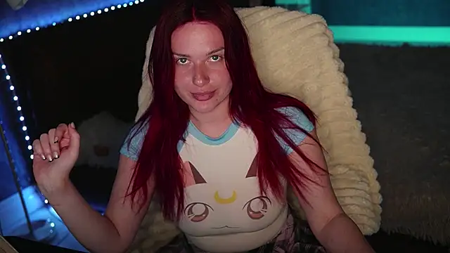 LisaElfy online show from April 2026 03:17:02 PM