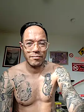 mileflav0r online show from April 2026 07:45:01 AM