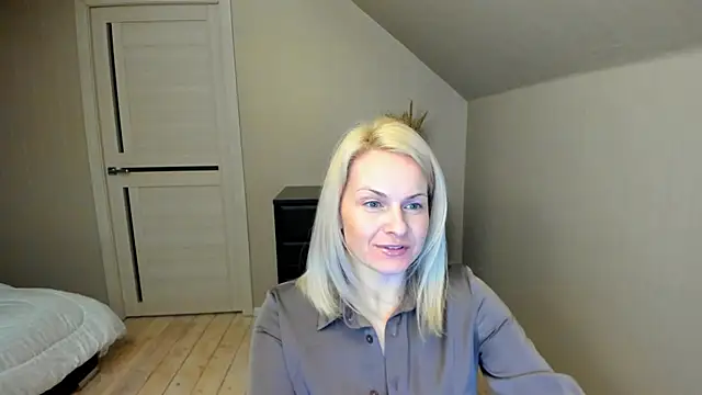 Alicee Gracee online show from February 2025 06:54:01 PM