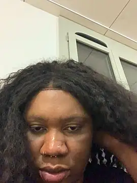 Snapshot of bonbonaumiel chatting on December 2024 07:23:01 PM bonbonaumiel online show from December 2024 07:23:01 PM