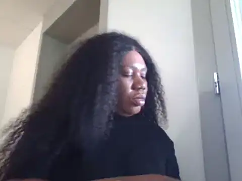 Snapshot of bonbonaumiel chatting on December 2024 11:11:02 AM bonbonaumiel online show from December 2024 11:11:02 AM