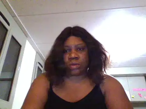 Snapshot of bonbonaumiel chatting on December 2024 12:41:01 AM bonbonaumiel online show from December 2024 12:41:01 AM