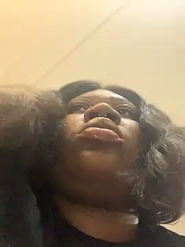 Snapshot of bonbonaumiel chatting on January 2025 11:29:01 PM bonbonaumiel online show from January 2025 11:29:01 PM