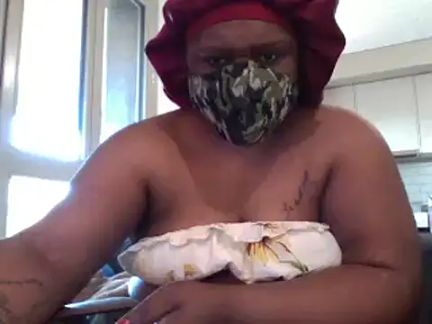 Snapshot of bonbonaumiel chatting on January 2025 09:36:02 AM bonbonaumiel online show from January 2025 09:36:02 AM