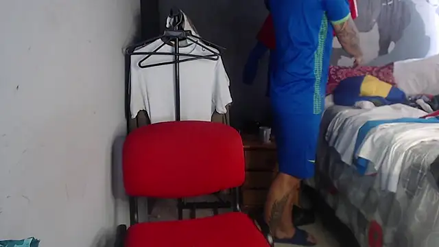 Snapshot of Dereck_Dickson chatting on November 2025 02:06:01 PM Dereck Dickson online show from November 2025 02:06:01 PM