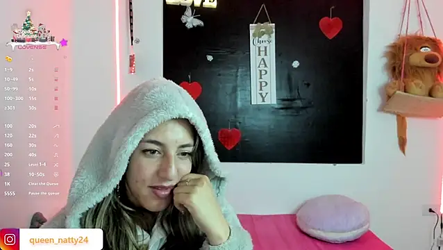 Snapshot of queen-natty chatting on January 2025 07:00:02 AM queen-natty online show from January 2025 07:00:02 AM