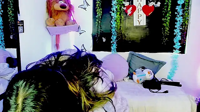 Snapshot of queen-natty chatting on March 2026 01:40:02 PM queen-natty online show from March 2026 01:40:02 PM