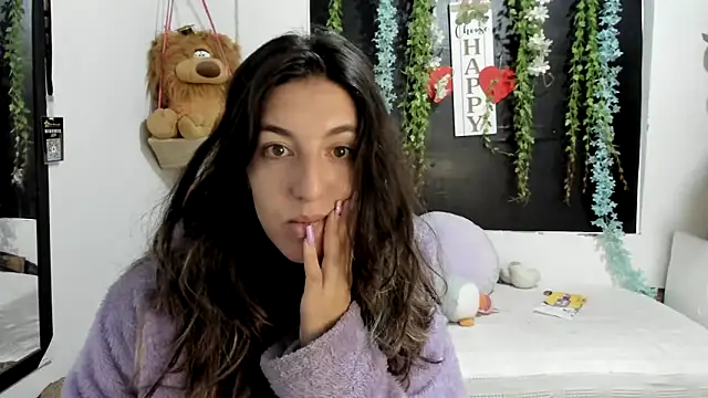 queen-natty online show from April 2026 02:24:01 PM