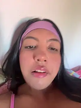 nicole fisherr online show from May 2026 08:43:02 PM