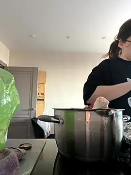 CutiePie3 online show from November 2025 09:23:01 AM