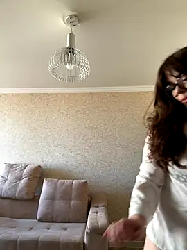 CutiePie3 online show from December 2025 12:03:02 PM