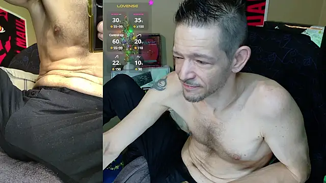 Snapshot of MasterForgedRayy chatting on December 2024 02:44:02 AM MasterForgedRayy online show from December 2024 02:44:02 AM