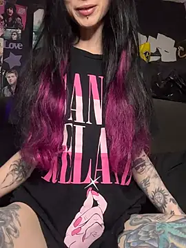 MissMidnightUK online show from March 2026 11:41:02 PM