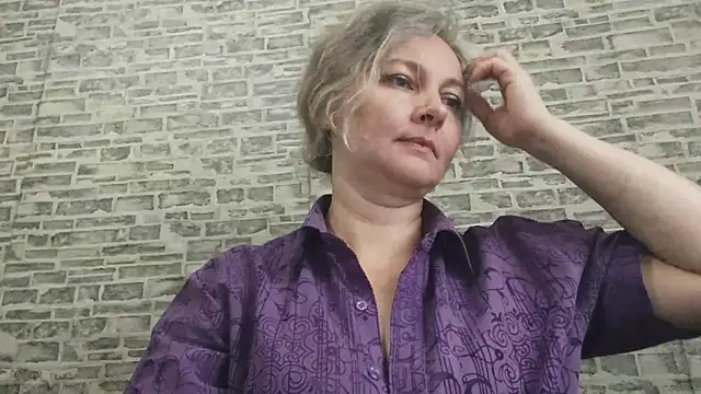 EdithManning online show from October 2025 07:23:02 AM