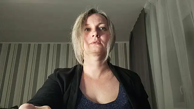 EdithManning online show from March 2026 06:14:02 PM