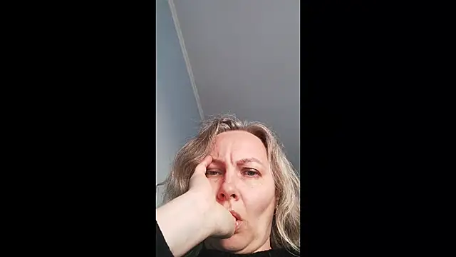 EdithManning online show from April 2026 05:19:02 PM