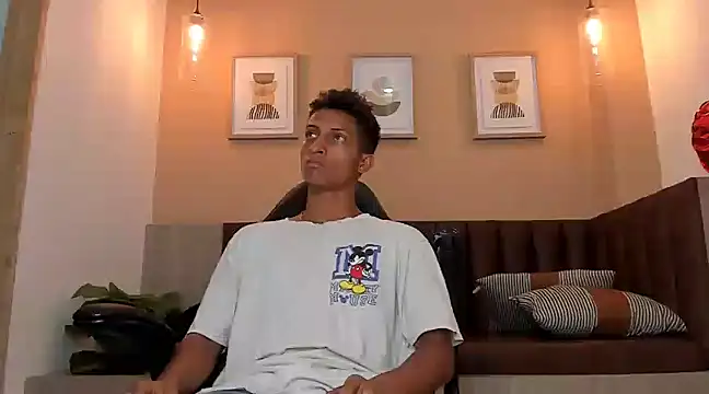 wolf james123 online show from February 2025 06:12:01 PM