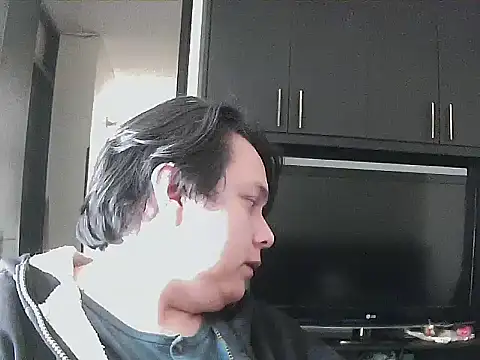 Snapshot of aixs93 chatting on October 2025 06:50:01 PM aixs93 online show from October 2025 06:50:01 PM