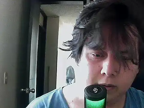 Snapshot of aixs93 chatting on October 2025 12:20:01 PM aixs93 online show from October 2025 12:20:01 PM