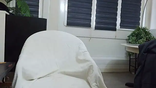 grossecoch online show from April 2026 04:48:01 PM