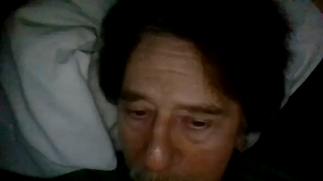 Snapshot of frankie7inch chatting on May 2026 07:05:02 AM frankie7inch online show from May 2026 07:05:02 AM