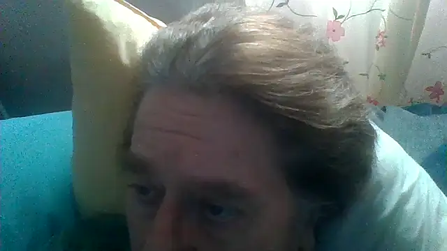 Snapshot of frankie7inch chatting on May 2026 08:59:01 PM frankie7inch online show from May 2026 08:59:01 PM