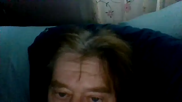 Snapshot of frankie7inch chatting on June 2026 10:06:02 AM frankie7inch online show from June 2026 10:06:02 AM