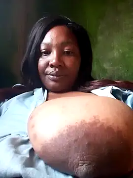 Snapshot of chubbydoll122 chatting on September 2025 03:34:02 PM chubbydoll122 online show from September 2025 03:34:02 PM