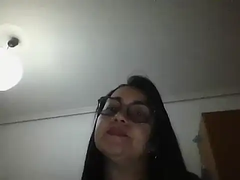 gaby0075 online show from December 2024 04:05:01 PM