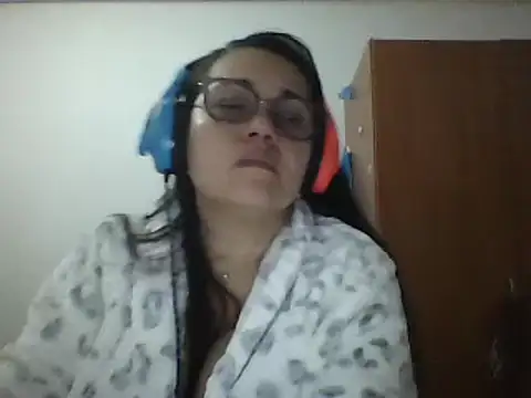 gaby0075 online show from December 2024 12:17:01 AM