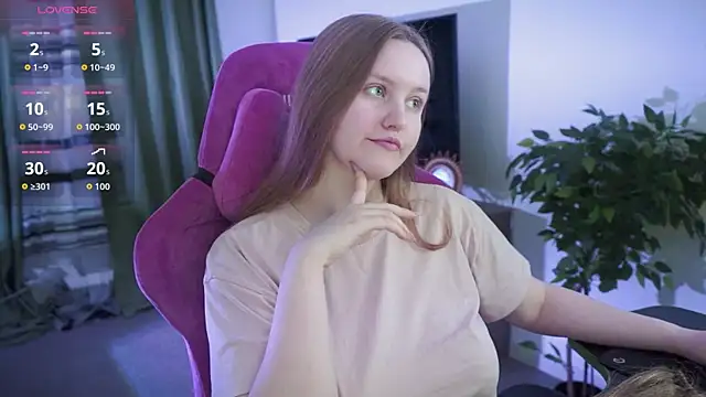 Snapshot of KellyPoter chatting on November 2025 07:43:02 AM KellyPoter online show from November 2025 07:43:02 AM