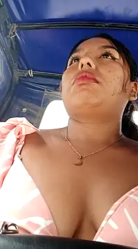 Karol-kamila19 online show from January 2025 04:25:01 PM