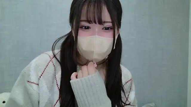 Snapshot of -SHIZUKU- chatting on January 2025 12:45:02 PM -SHIZUKU- online show from January 2025 12:45:02 PM