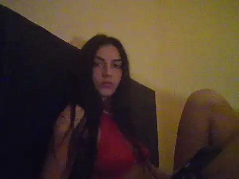 Snapshot of Kristall31 chatting on November 2025 09:00:02 PM Kristall31 online show from November 2025 09:00:02 PM