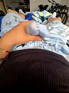 dragon1006 online show from December 2025 12:56:02 PM