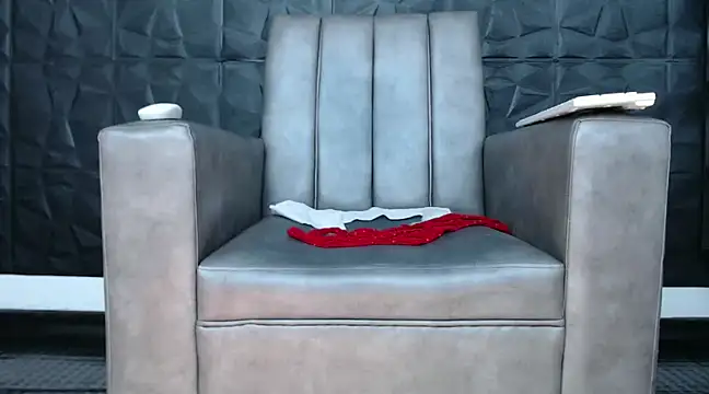 Snapshot of Hanna_Fox_69 chatting on December 2024 05:53:02 AM Hanna Fox 69 online show from December 2024 05:53:02 AM