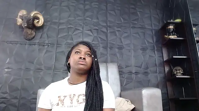 Snapshot of Hanna_Fox_69 chatting on November 2025 01:00:01 PM Hanna Fox 69 online show from November 2025 01:00:01 PM