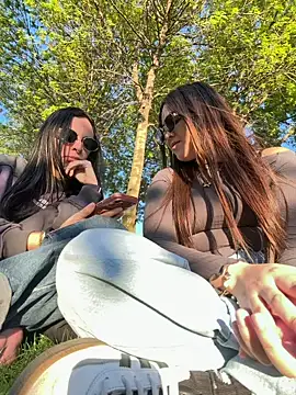 daniniescobarr online show from April 2026 05:55:01 PM