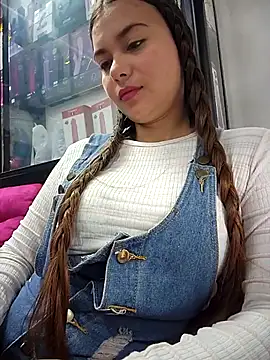 rapunzel069 online show from December 2025 01:28:02 PM